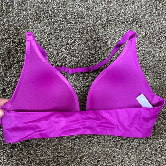 Victoria Secret Bra - Picture 3 of 5